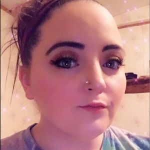 Meet your Posher, Candace